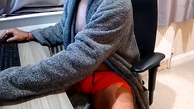 rogamuffin online show from November 2025 12:36:01 AM