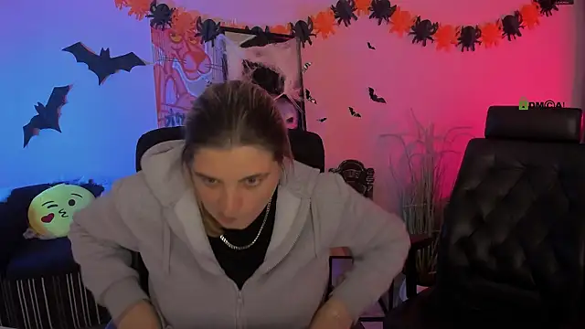 inga gree online show from November 2025 07:52:02 PM