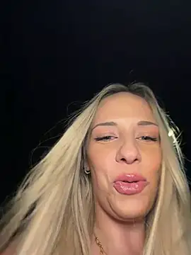 SweetBella95  online show from July 2026 10:58:01 PM