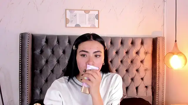 Anya Belth online show from July 2026 07:36:02 PM