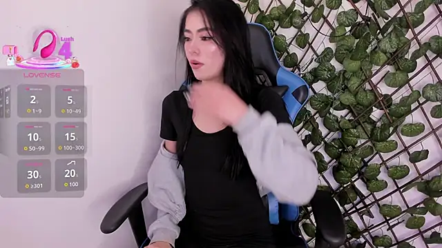 Anya Belth online show from October 2025 06:53:02 PM