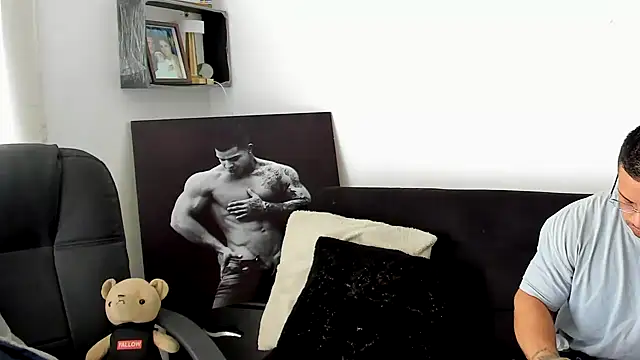 Snapshot of Marck_Mathews chatting on September 2025 05:08:01 PM Marck Mathews online show from September 2025 05:08:01 PM