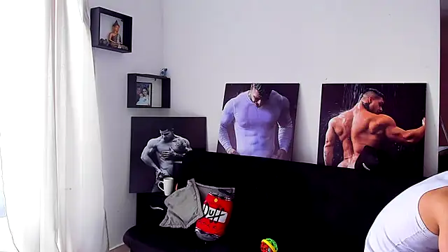 Marck Mathews online show from December 2025 02:38:02 PM