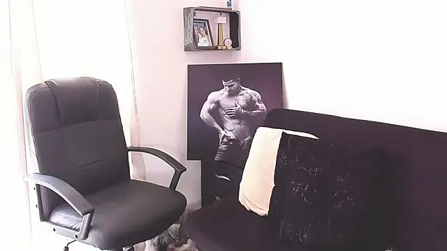 Snapshot of Marck_Mathews chatting on September 2025 03:54:01 PM Marck Mathews online show from September 2025 03:54:01 PM