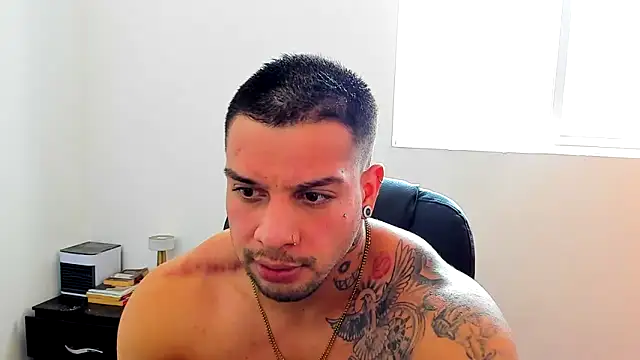 Marck Mathews online show from December 2025 03:27:02 PM