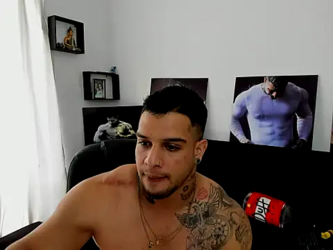 Marck Mathews online show from December 2025 08:21:01 PM