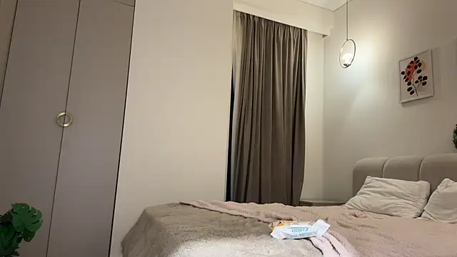 Snapshot of Kelly_Berry__ chatting on March 2026 06:04:02 PM Kelly Berry online show from March 2026 06:04:02 PM