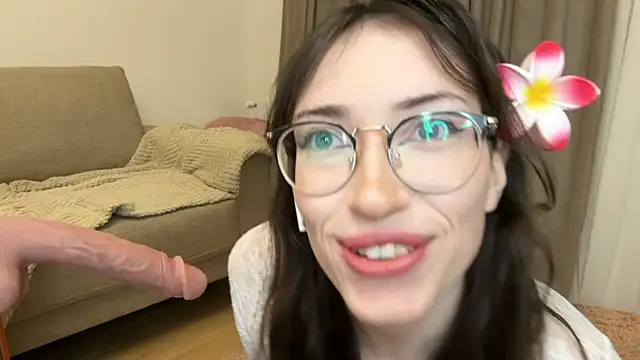 Snapshot of Kelly_Berry__ chatting on December 2025 05:18:02 PM Kelly Berry online show from December 2025 05:18:02 PM