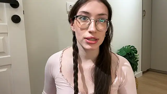 Snapshot of Kelly_Berry__ chatting on January 2026 05:50:01 PM Kelly Berry online show from January 2026 05:50:01 PM