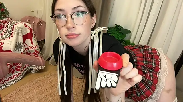 Snapshot of Kelly_Berry__ chatting on December 2025 04:53:01 PM Kelly Berry online show from December 2025 04:53:01 PM