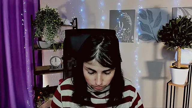 MartaEdams online show from February 2026 06:23:01 AM