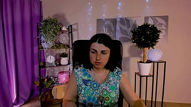 MartaEdams online show from May 2026 06:22:01 AM