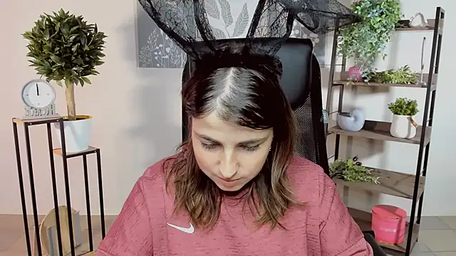 MartaEdams online show from October 2025 06:14:01 AM