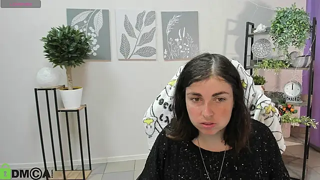 MartaEdams online show from July 2026 05:08:01 AM