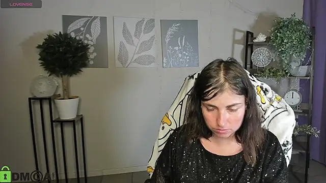 MartaEdams online show from July 2026 05:12:02 AM