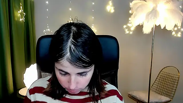 MartaEdams online show from December 2025 06:29:01 AM