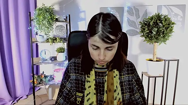 MartaEdams online show from April 2026 06:26:01 AM