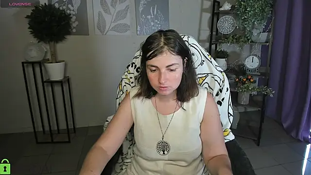 MartaEdams online show from July 2026 05:14:01 AM