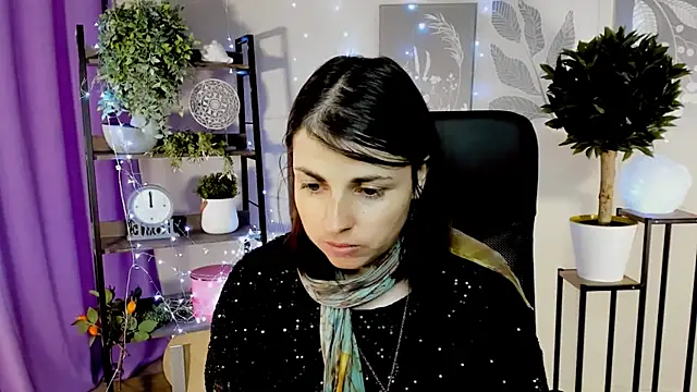MartaEdams online show from May 2026 06:27:01 AM