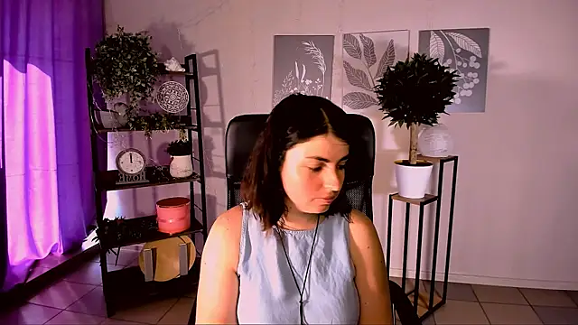 MartaEdams online show from June 2026 05:27:02 AM