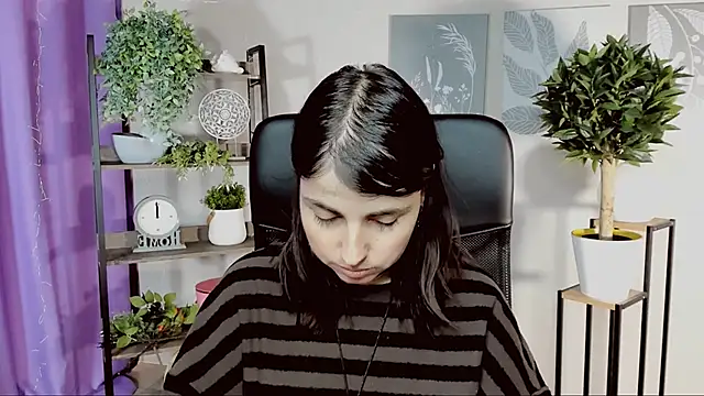 MartaEdams online show from March 2026 06:20:01 AM