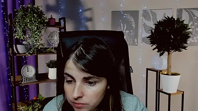 MartaEdams online show from December 2025 06:24:01 AM