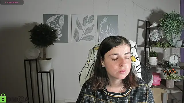MartaEdams online show from July 2026 05:08:02 AM