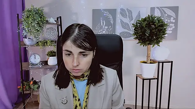 MartaEdams online show from April 2026 06:31:02 AM