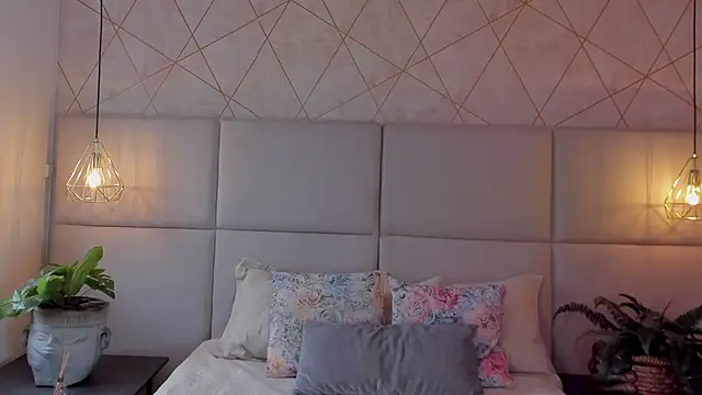SamayRyann online show from April 2026 01:53:02 PM