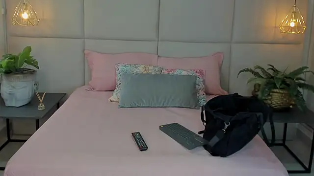 SamayRyann online show from April 2026 01:46:01 PM