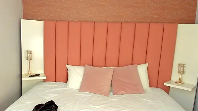 SamayRyann online show from March 2026 01:32:02 PM