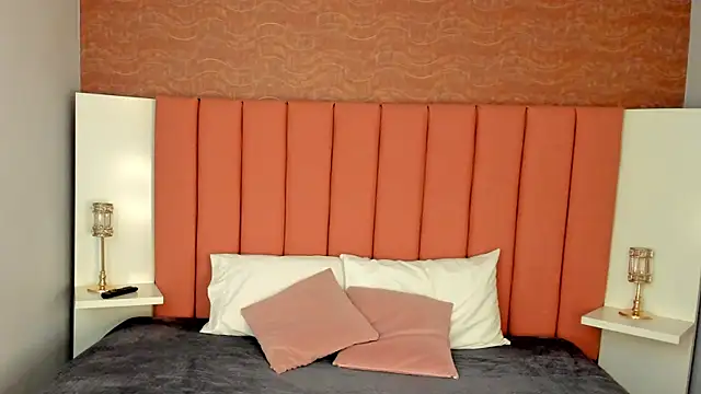 SamayRyann online show from March 2026 01:42:01 PM