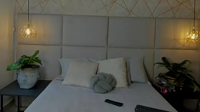 SamayRyann online show from May 2026 01:39:02 PM