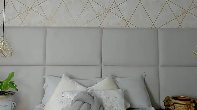 SamayRyann online show from May 2026 01:43:02 PM