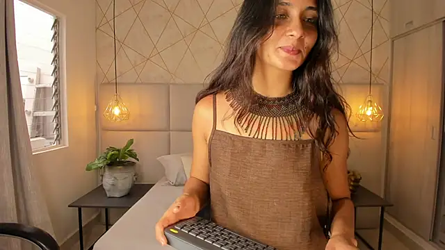 SamayRyann online show from May 2026 01:32:02 PM