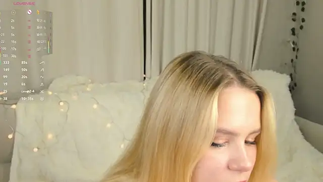 Snapshot of EngelDutch chatting on November 2025 03:05:01 PM EngelDutch online show from November 2025 03:05:01 PM