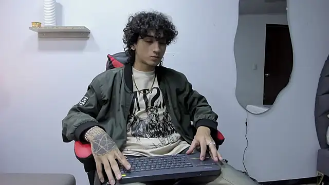 JackesTaylor online show from October 2025 05:09:02 AM