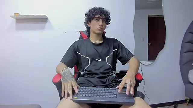 JackesTaylor online show from October 2025 05:31:02 AM