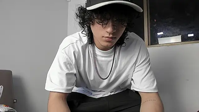 JackesTaylor online show from November 2025 11:49:01 PM