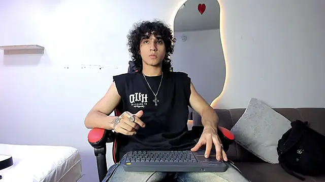 JackesTaylor online show from March 2026 04:37:01 AM