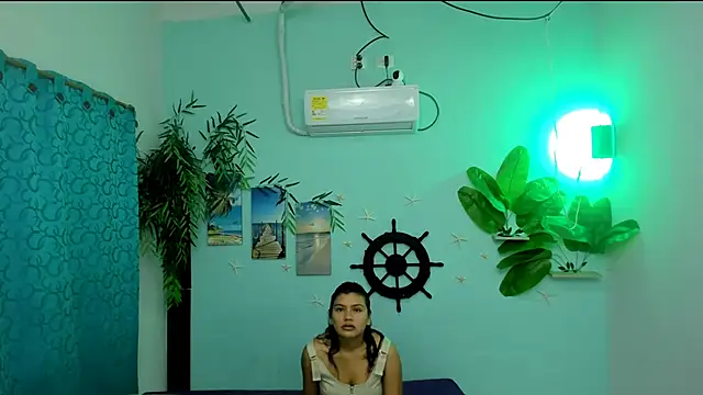 eladyrous98 online show from November 2025 01:58:02 PM