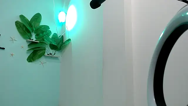 eladyrous98 online show from November 2025 01:27:01 AM