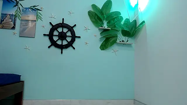 eladyrous98 online show from November 2025 01:55:01 PM