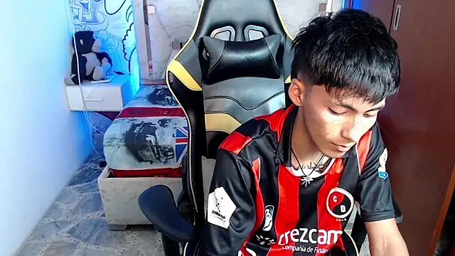 Snapshot of yiisu_ chatting on October 2025 06:09:02 PM yiisu  online show from October 2025 06:09:02 PM