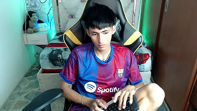 Snapshot of yiisu_ chatting on September 2025 06:08:02 PM yiisu  online show from September 2025 06:08:02 PM
