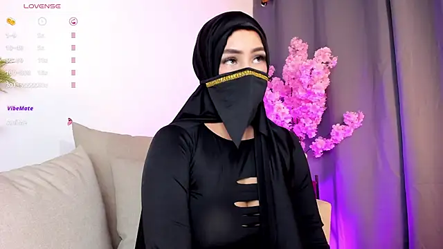 Snapshot of rahama_hott69 chatting on December 2025 03:44:02 AM rahama hott69 online show from December 2025 03:44:02 AM