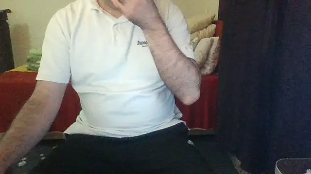 Snapshot of st206boy chatting on June 2026 11:24:02 PM st206boy online show from June 2026 11:24:02 PM