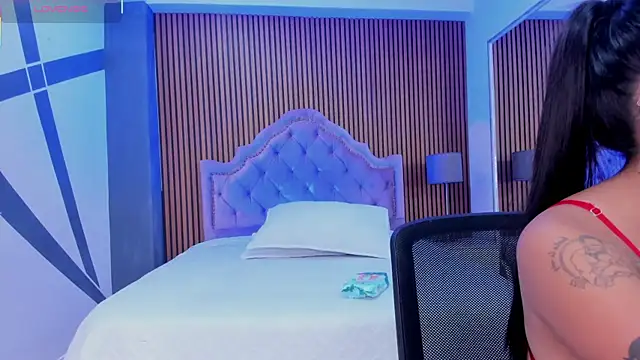 Snapshot of SelenaStonne chatting on October 2025 07:35:01 PM SelenaStonne online show from October 2025 07:35:01 PM