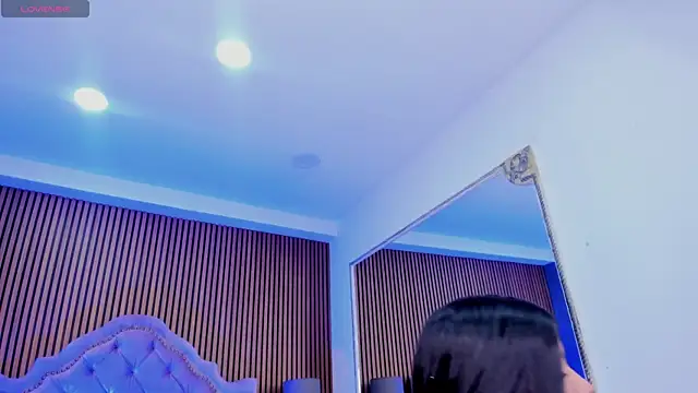 Snapshot of SelenaStonne chatting on October 2025 08:10:01 PM SelenaStonne online show from October 2025 08:10:01 PM