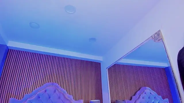 Snapshot of SelenaStonne chatting on September 2025 08:20:02 PM SelenaStonne online show from September 2025 08:20:02 PM